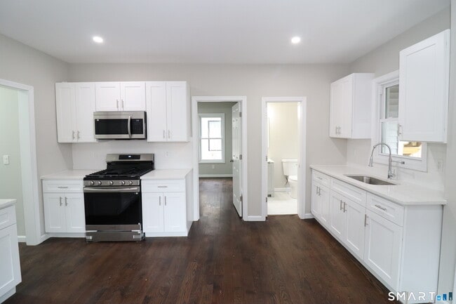 Building Photo - 354 Beechmont Ave