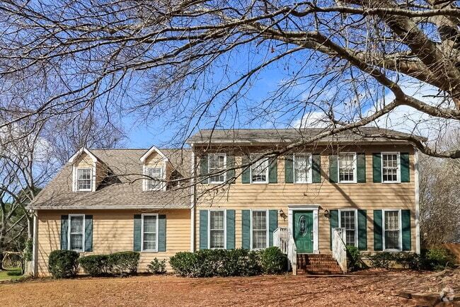 Building Photo - 2481 Meadowglen Trail
