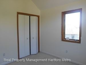 Building Photo - 3 br, 2 bath House - 35 Jeffrey Alan Dr