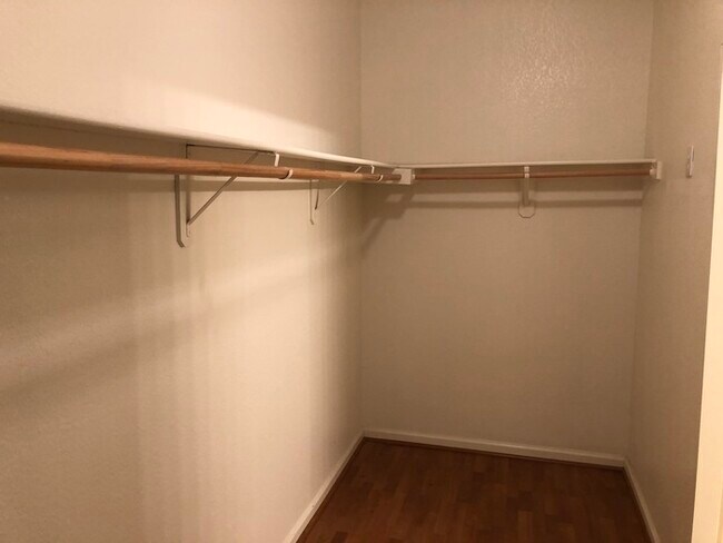 Foto del edificio - 1201 Riverview Ave