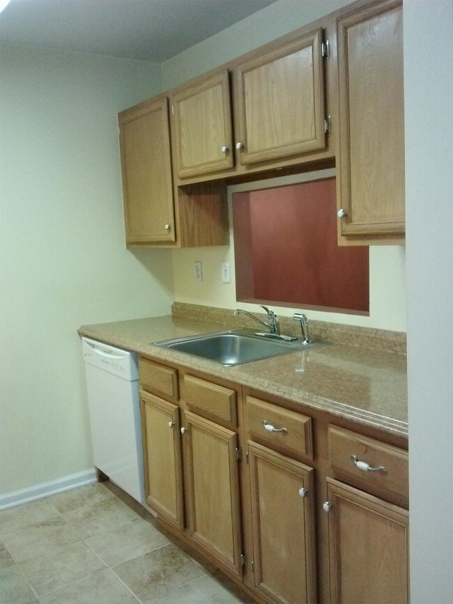 Foto del edificio - 213 Stonehurst Ct