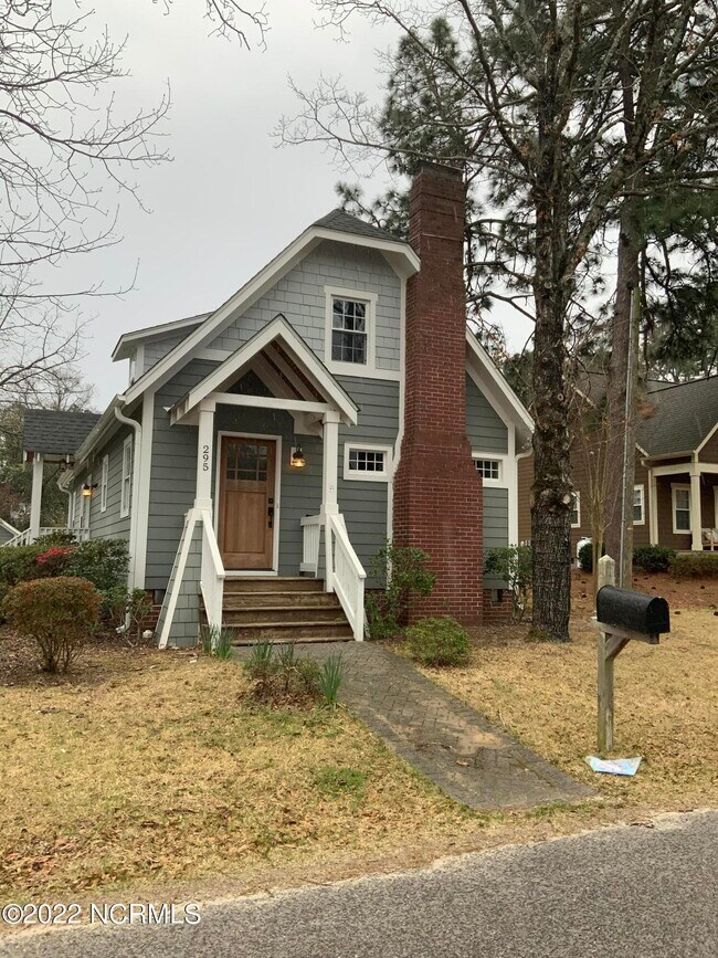 Building Photo - 295 Sheldon Rd