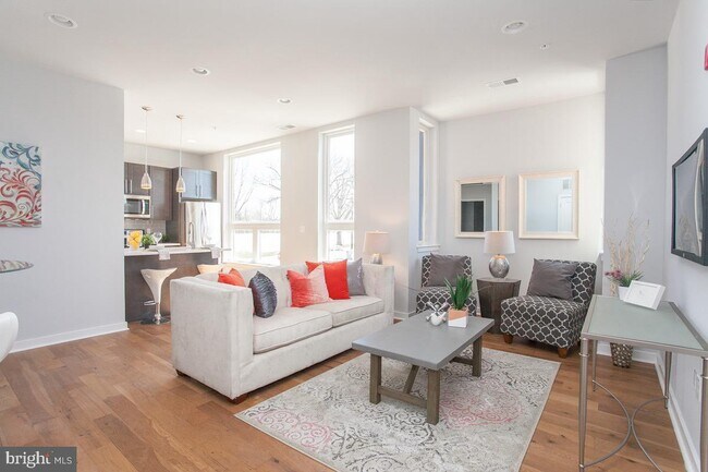 Foto del edificio - 5938 Henry Ave