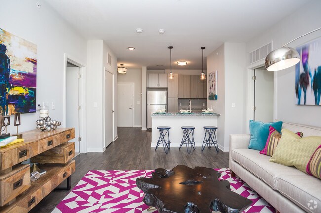 2HAB, 2BA - 951 ft² - Spoke Apartments