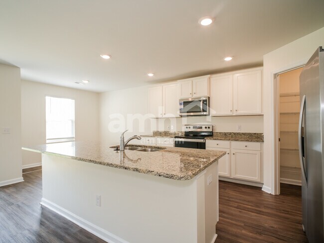 Foto del edificio - 1010 Jt Westfield Dr