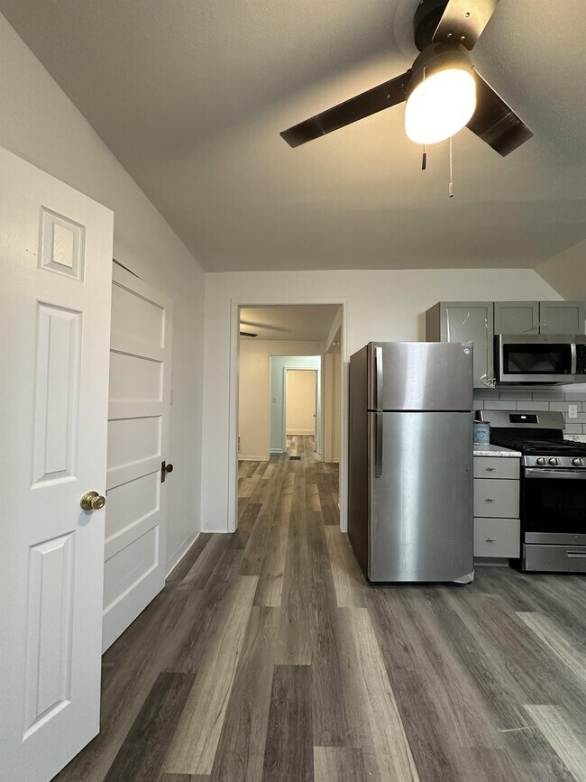 127 Ashdale Ave, Syracuse, NY 13206 Townhome Rentals in Syracuse NY