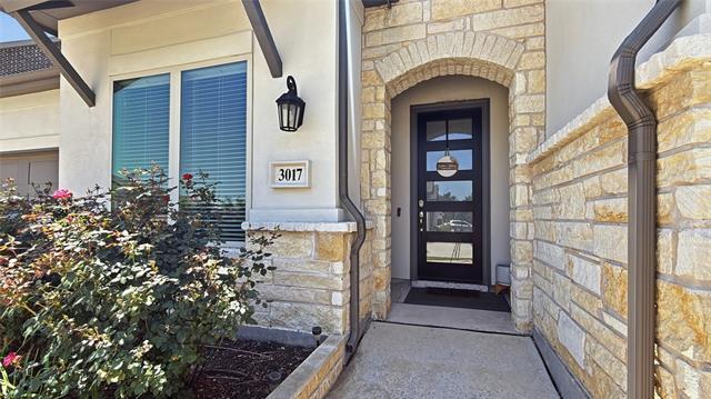 Foto del edificio - 3017 Creek Meadow Dr