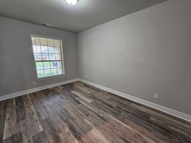 Foto del edificio - Coming Soon  5 bedroom, 4 bathroom home located in the desirable Forney