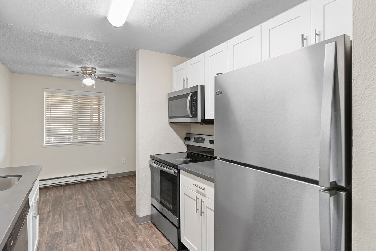 Foto principal - Meridian West Apartments