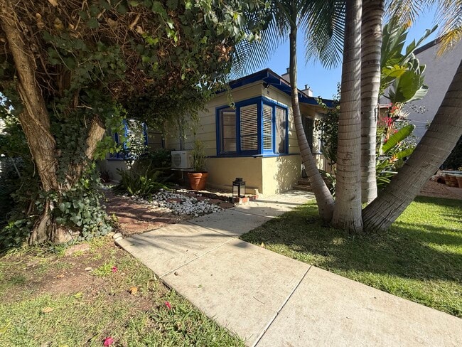 Building Photo - 911 14th St