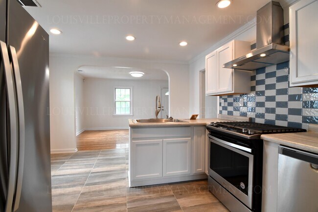 Foto del edificio - 4706 S Rutland Ave