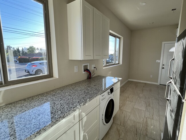 Building Photo - 5209 Olive Dr