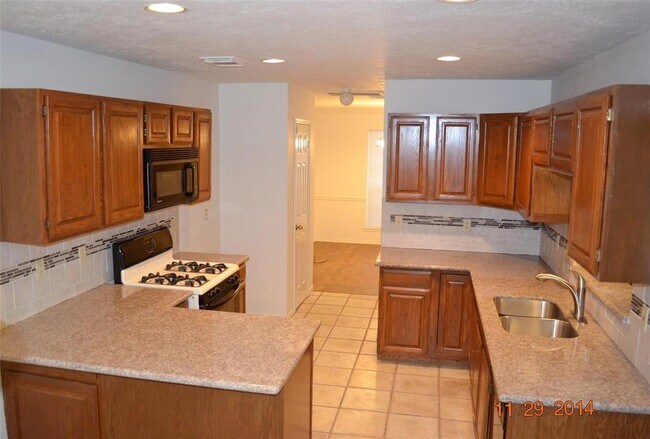 Building Photo - 1314 Chestnut Springs Ln