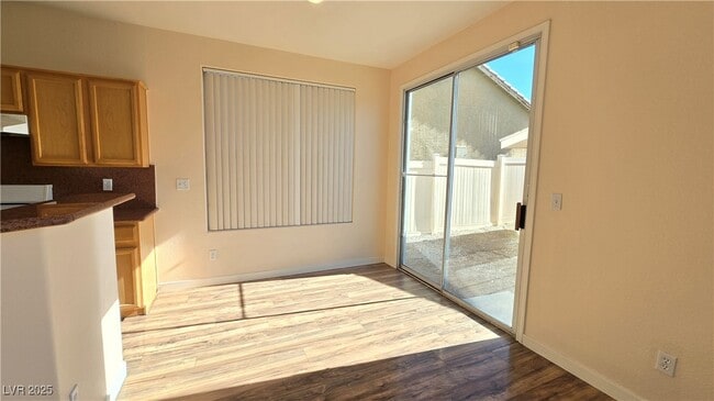 Foto del edificio - 2525 Rainbow Cactus Ct