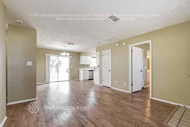 Building Photo - 119 Oaxaca Ln