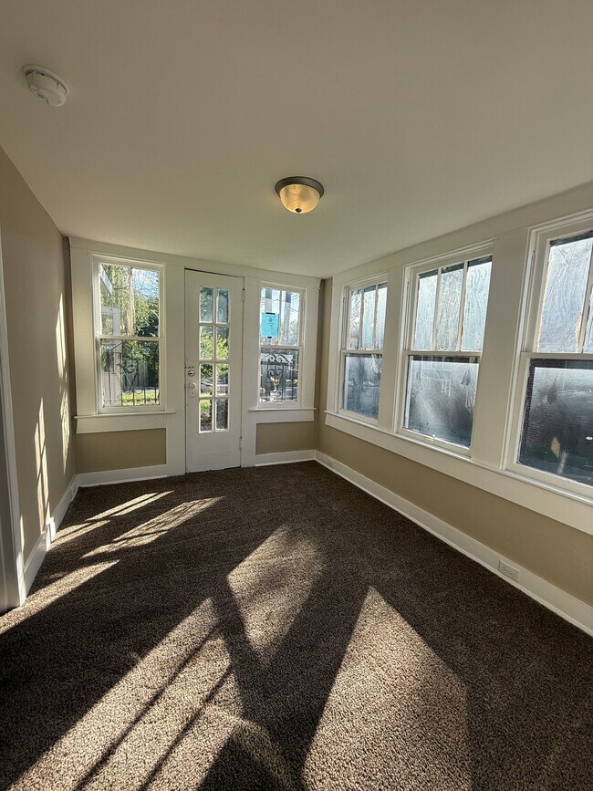 Foto del edificio - 413 44th St Ensley