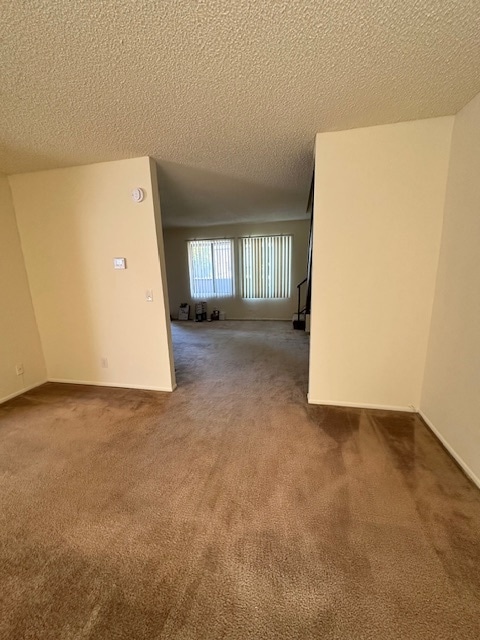 Building Photo - 215 S Hudson Ave