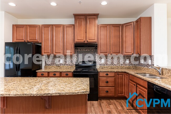 Building Photo - 7622 Timbercross Ln