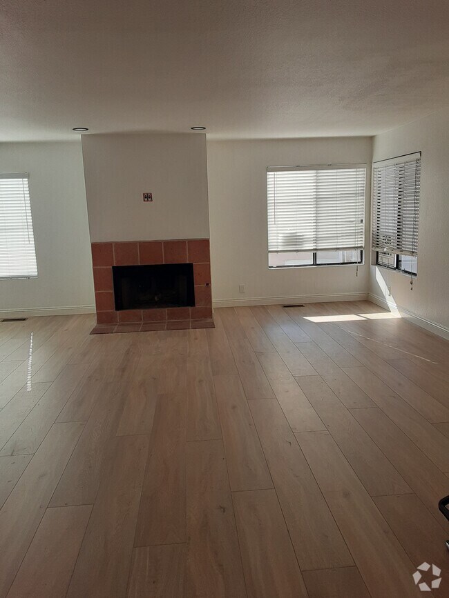 Yorktown Apartments for Rent Huntington Beach, CA 36 Rentals
