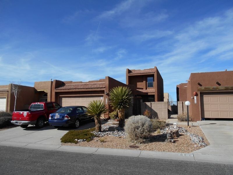 Foto principal - 2110 Navajo Willow Dr NE