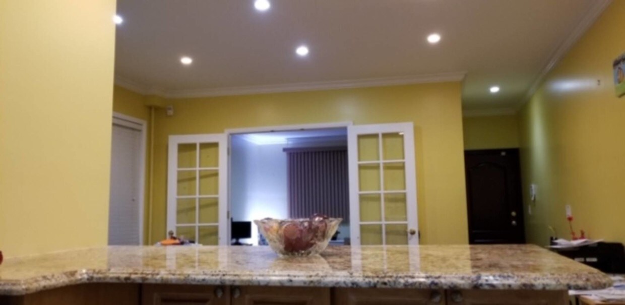 Foto del edificio - 6301 12th Ave