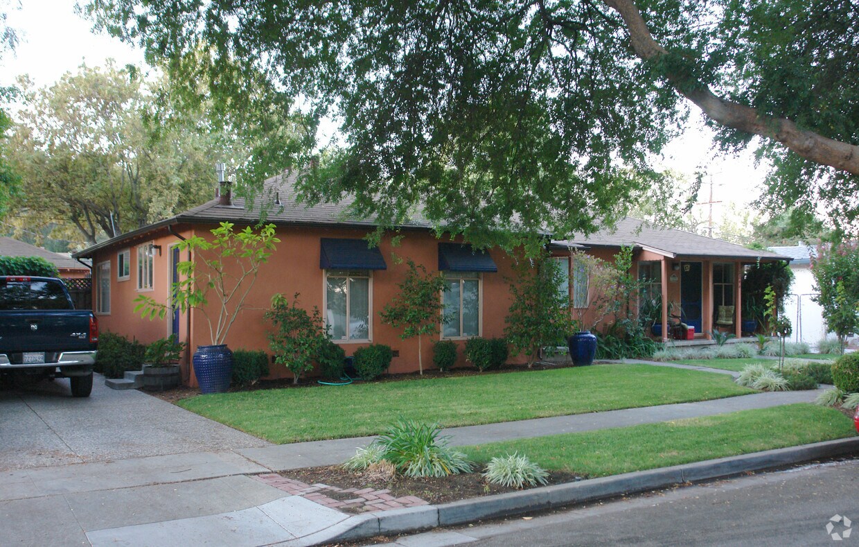 Primary Photo - 2238-2244 W Hedding St