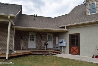 Building Photo - 245 Blue Valley Rd