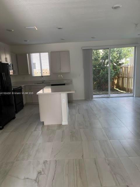 Foto del edificio - 2441 SE 11th St