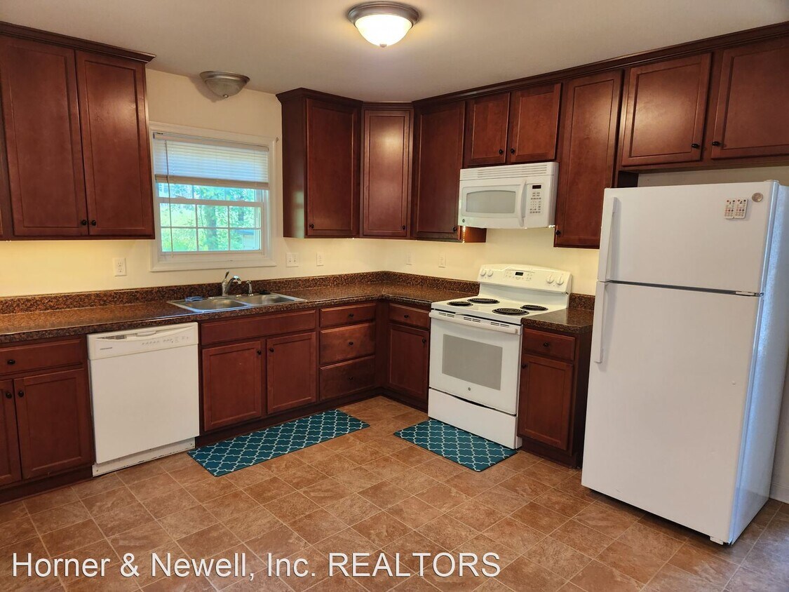 Primary Photo - 3 br, 2 bath House - 138 Gene Road