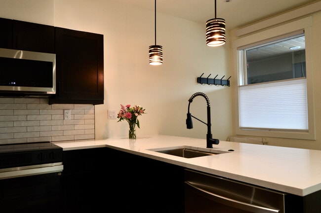 Foto del edificio - 11072 Highway 9