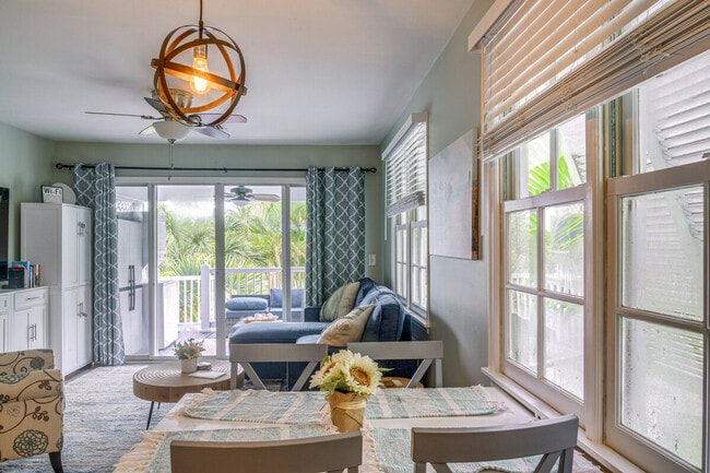 Building Photo - 28 Merganser Ln