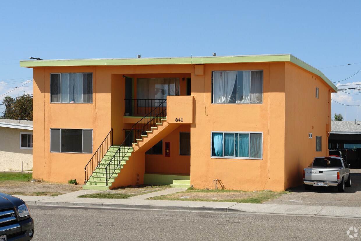 Building Photo - 841 Jane Dr