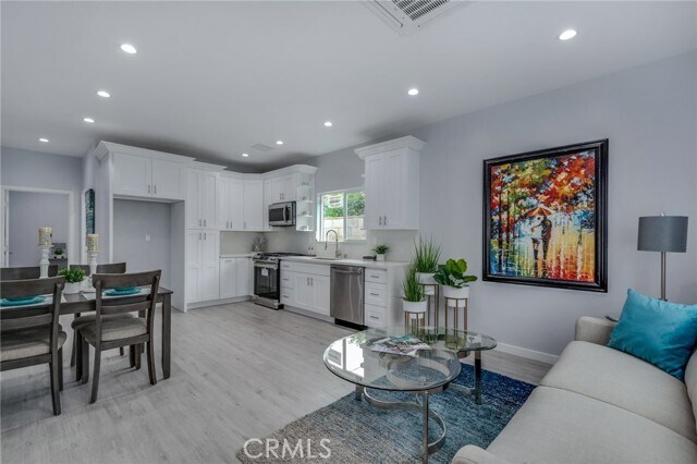 Foto del edificio - 4433 Sunfield Ave