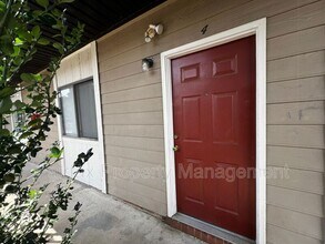 Building Photo - 1309 Hudson Ave