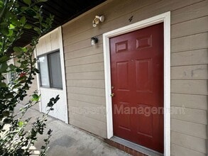 Building Photo - 1309 Hudson Ave