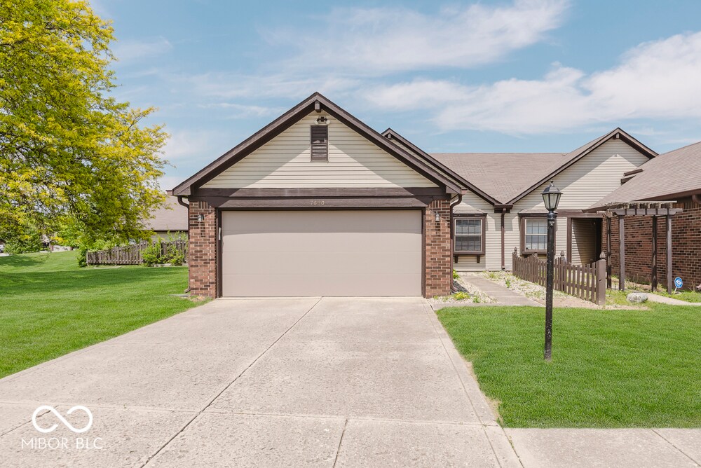 Foto principal - 7630 Justin Ln