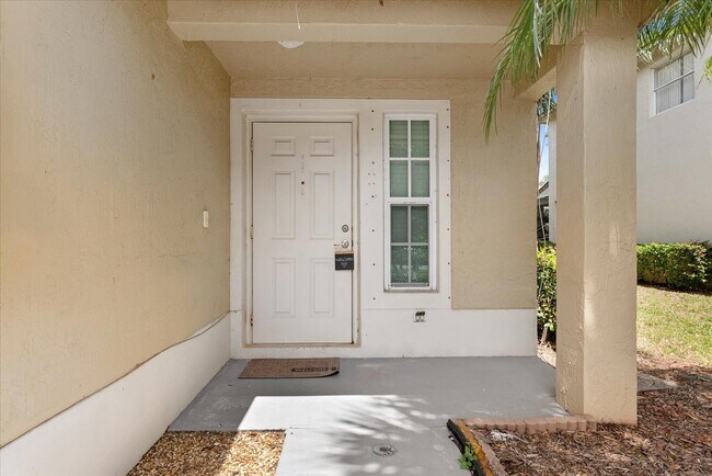 Foto del edificio - 6289 Crescent Lake Way