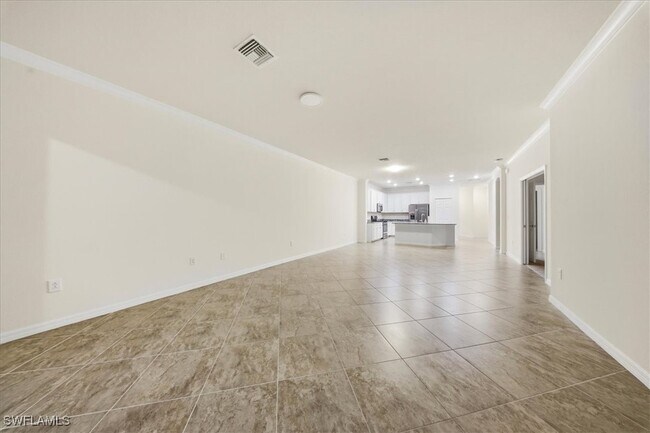 Building Photo - 9180 Glenforest Dr