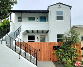Building Photo - 312 Market St