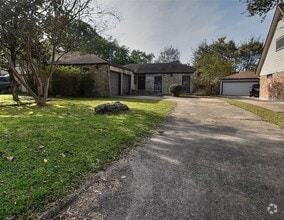 Building Photo - 234 Wickhamford Way