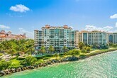 Foto principal - 7154 Fisher Island Dr