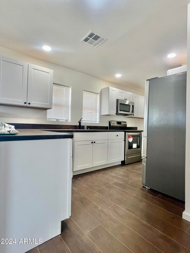 Foto del edificio - 330 N 15th St