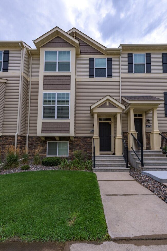 Foto del edificio - 4 br, 4 bath House - 8275 Norwood Lane N