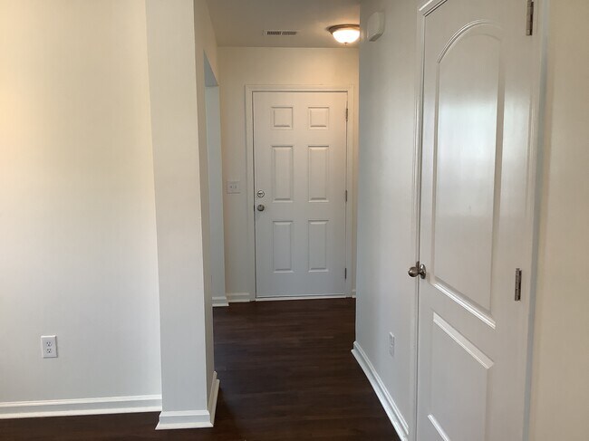 Foto del edificio - 36 Jones Creek Cir