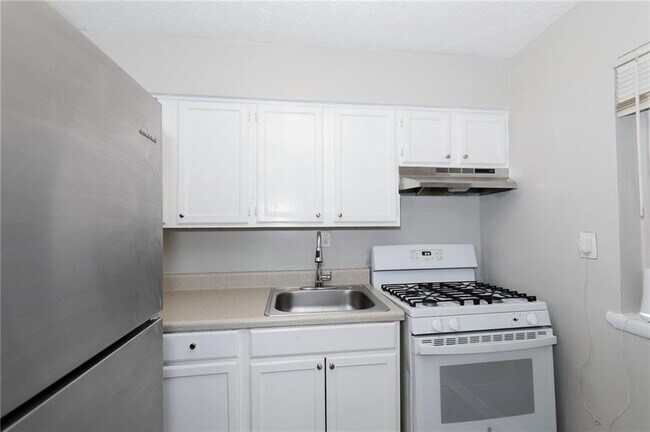 Foto del edificio - 2829 Belvedere Ln