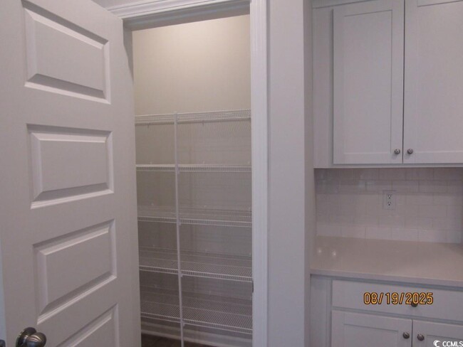 Building Photo - 1513 SeaChase Way