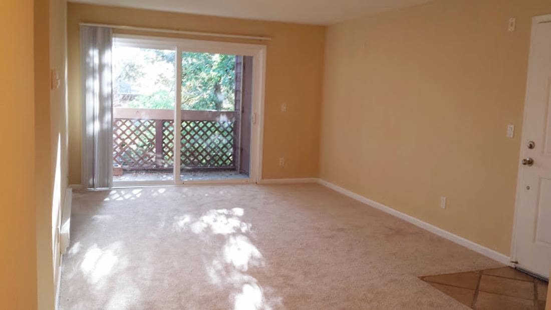 Foto del edificio - 1183 Yarwood Ct