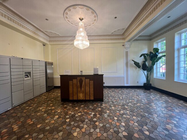 Foto del edificio - Amazing Studio Unit Condo in Adams Morgan!