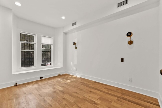 Building Photo - 461 Prospect Ave