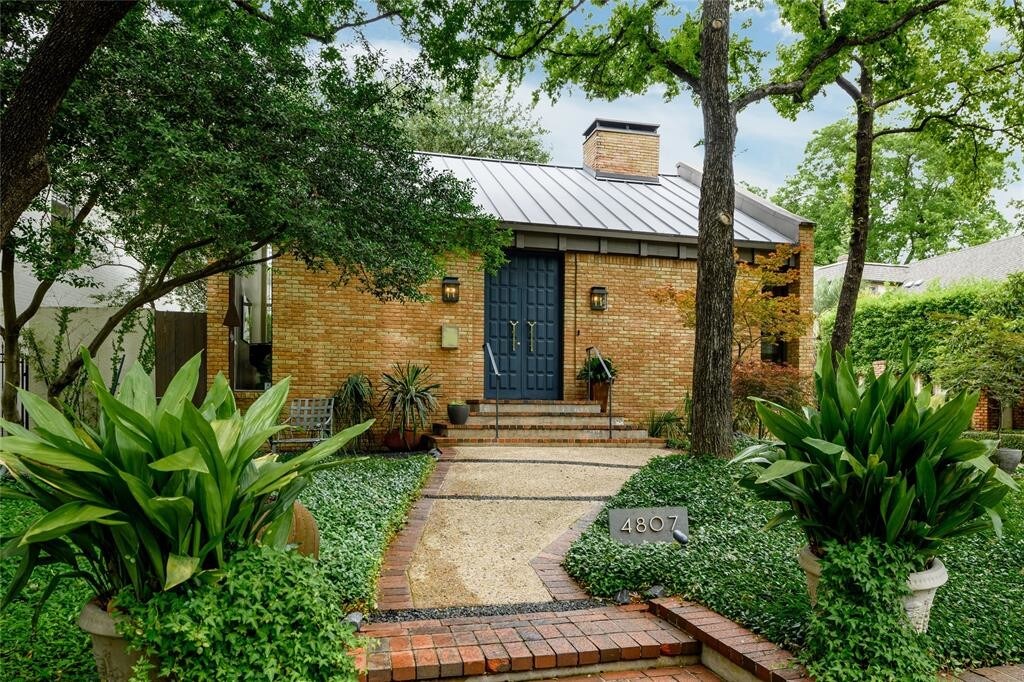 Foto principal - 4807 Abbott Ave